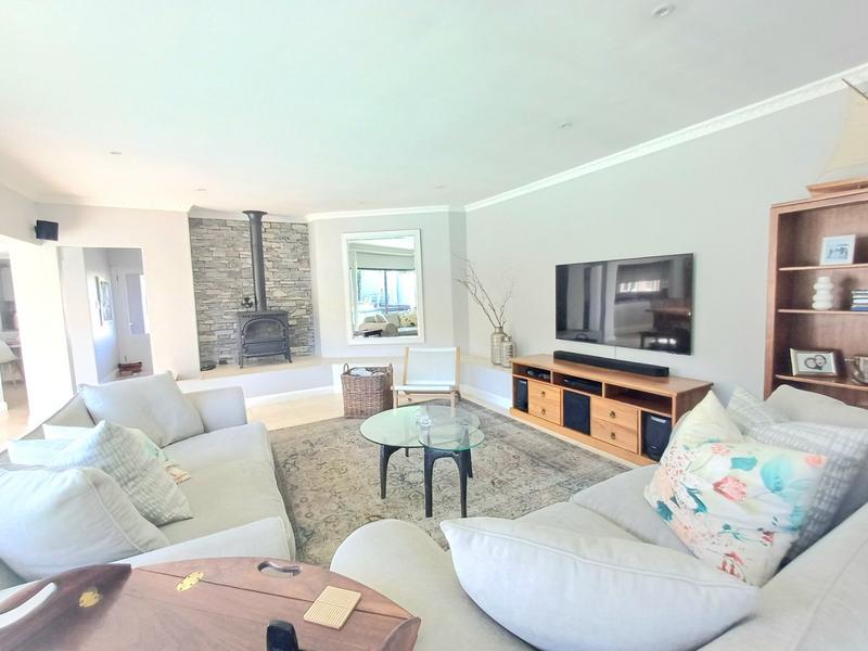 5 Bedroom Property for Sale in Welgemoed Western Cape